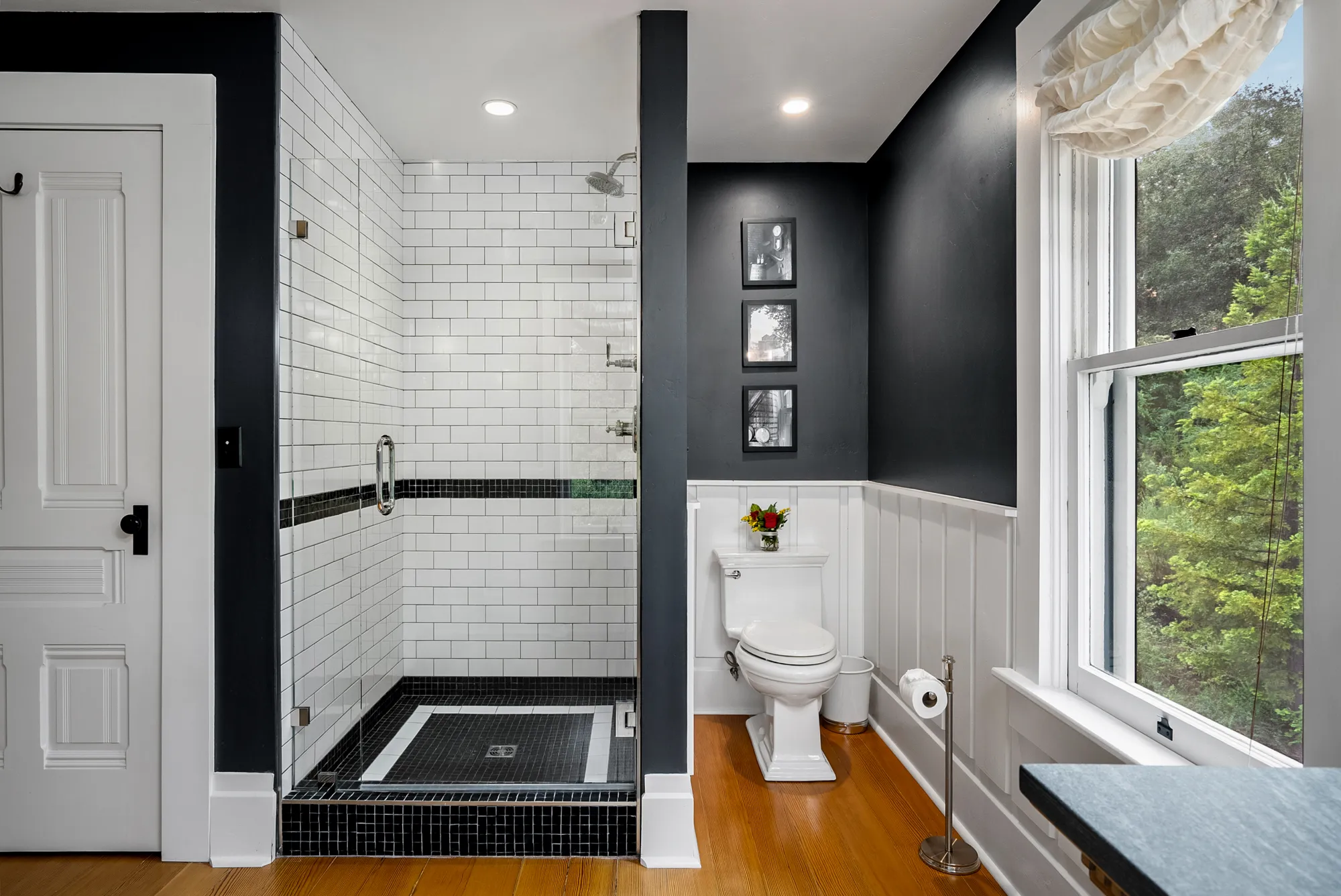 19. Guest Bathroom 2